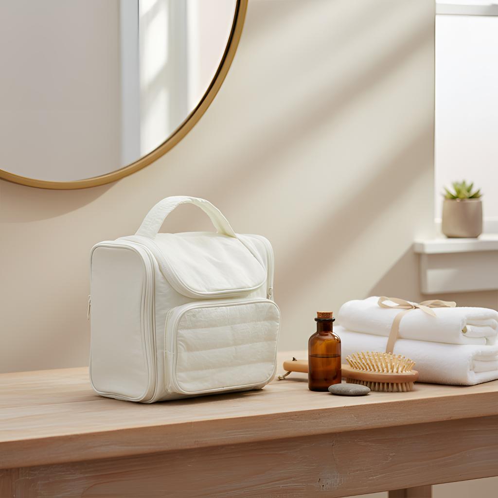 Double-Open Toiletry Bag – Wide Access, Built-in Compartments