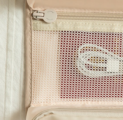 Packing cubes in one piece